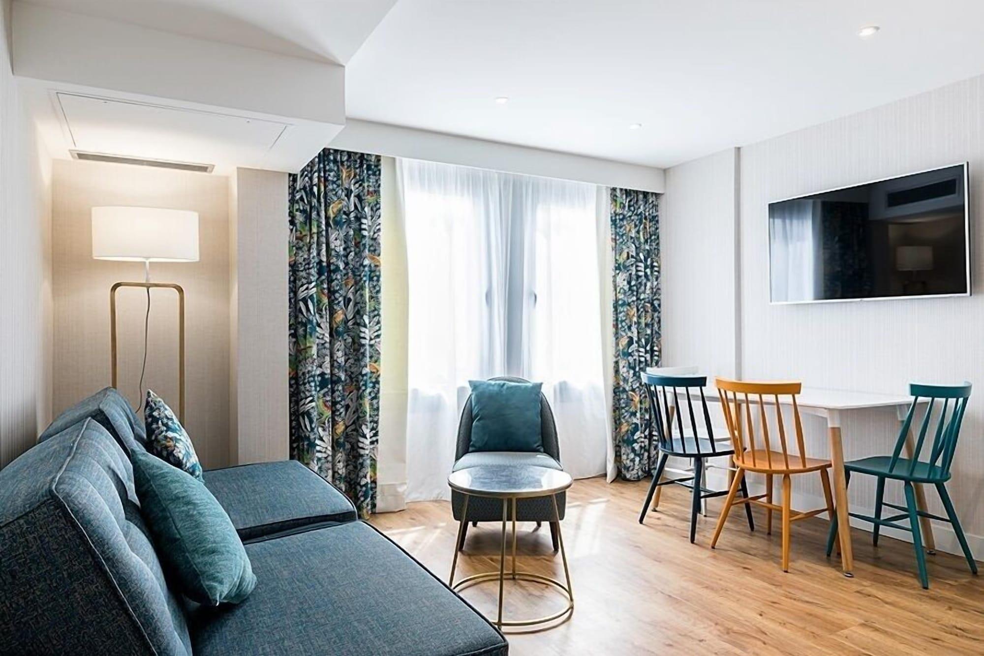 Cadet Residence Париж Екстериор снимка